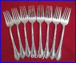 52 Pieces 1847 Rogers Bros REMEMBRANCE Silverplate Flatware Set Service for 8