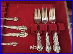 52 piece Vintage 1847 Rogers Bros IS Flatware HERITAGE In Box Service for 8