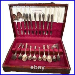 54 Pc 1847 Rogers Brothers Daffodil Silver Plate Flatware Set Wood Case Art Deco