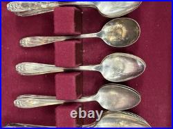 54 Pc 1847 Rogers Brothers Daffodil Silver Plate Flatware Set Wood Case Art Deco