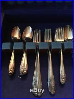 55 Pc Set 1847 Rogers Bros Daffodil Silverplate Flatwear & Serving Ware withCase