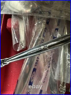 55 pieces 1847 Rogers Bro GARLAND Silver Plate Flatware Set Box
