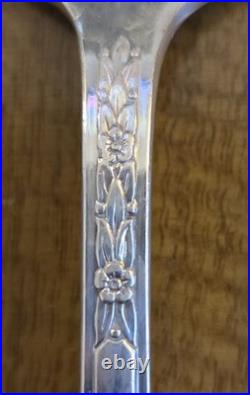 57 PC Lot 1847 Rogers Bros IT Lovelace Silver Plate Flatware & Storage Chest