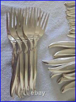 57 Piece 1847 Rogers FLAIR International Silver plate Flatware Set