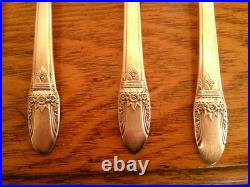 61 pc 1847 Rogers First Love Silverplate flatware, svc for 8 + extras withbox