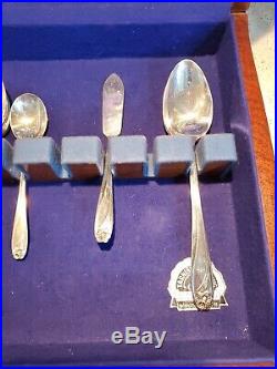 62 Pc 1847 Rogers Daffodil Silverplate Forks Knives Spoons