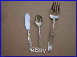 62 Piece Set 1847 Rogers ANCESTRAL Silverplated Flatware with Chest