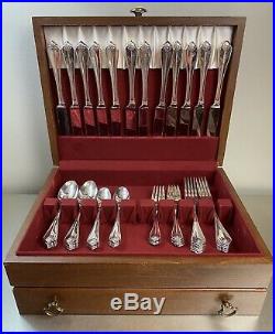 63 Pc 1881 Rogers Oneida King James Flatware Set Service with Wood Case
