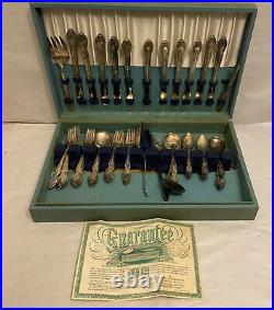 64 PC Wm Rogers MFG Co Reinforce Silver Plate AA Vintage Set with Case Certificate