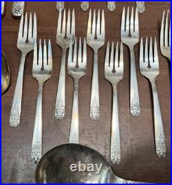65 pcs vintage Oneida Ltd MARGATE Silverplate Rogers Co Silverware Flatware