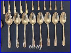 66 Piece Wm Rogers International Silverplate DESIRE Flatware Set