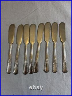 71 Piece Set WM Rogers IS TREASURE 1940 Silverplate Flatware with Box