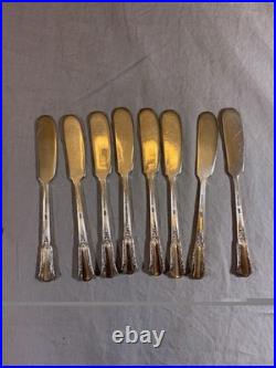 71 Piece Set WM Rogers IS TREASURE 1940 Silverplate Flatware with Box