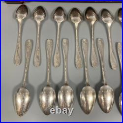 72pc 1847 Rogers Bros IS Daffodil Silverplate Service For 10 Flatware Set with Box