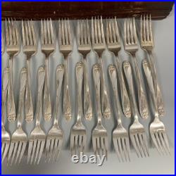 72pc 1847 Rogers Bros IS Daffodil Silverplate Service For 10 Flatware Set with Box
