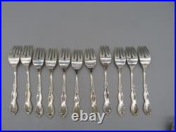 73 Piece WM. ROGERS MFG CO. CAMELOT MELODY EXTRA SILVER PLATE FLATWARE 1966