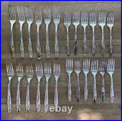 74 Pc Set Rogers Bros Reinforced Plate Flatware Floral Exquisite 1957 In Box