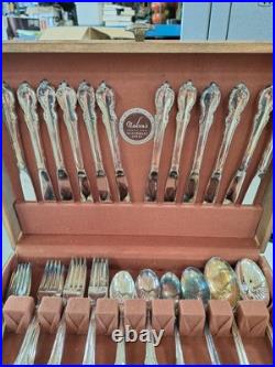 74 Piece 1847 Rogers Bros IS Reflection Silverplate Flatware Set In Wood Case