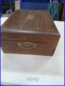 74 Piece 1847 Rogers Bros IS Reflection Silverplate Flatware Set In Wood Case