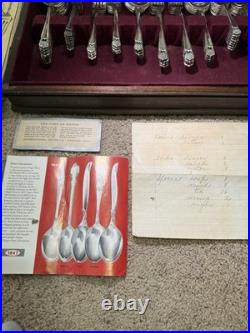 76 Pc 1847 Rogers Bros Vintage Grape Silverplate Flatware Set with Chest & Papers