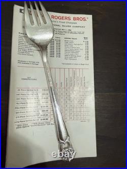 76 Pc 1847 Rogers Bros Vintage Grape Silverplate Flatware Set with Chest & Papers