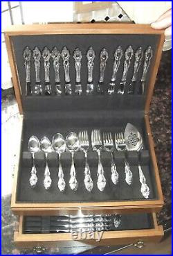 80 Piece Onedia/rogers Silver Plate Baroque Rose In Wooden Box New