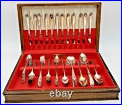 (90) Piece Wm Rogers & Son Is Exquisite Silverplate Flatware Set Service For 12
