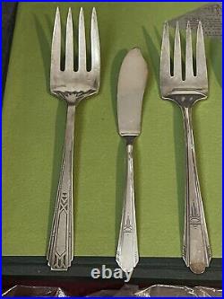 90 WM A ROGERS SILVERPLATE FLATWARE Overlaid Oneida Ltd PARAMOUNT With Turndt BOX