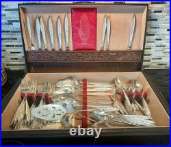 91 Pc 1847 Rogers Bros Silverplate Flatware Set Chest Vintage