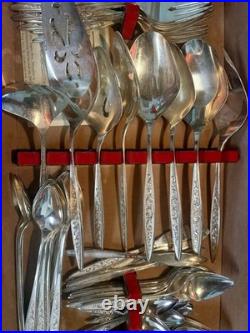 91 Pc 1847 Rogers Bros Silverplate Flatware Set Chest Vintage 91 Pc 1847 Rogers Bros Silverplate Flatware Set Chest Vintage