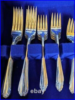 93 Pcs Of Vintage Wm Rogers IS 1939 Starlight Silverware Flatware WithChest
