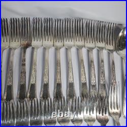 94 Pc 1847 Rogers Bros. Ancestral Silverplate Flatware Set Vintage