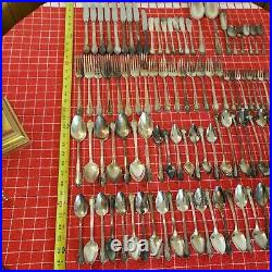 94 Pc Lot 1847 ROGERS BROS IS REMEMBRANCE SILVERPLATE FLATWARE SILVERWARE
