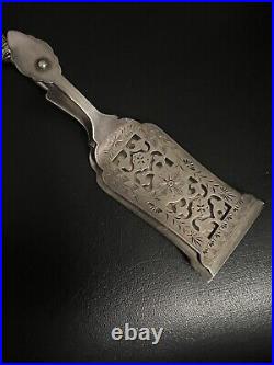 ASSYRIAN HEAD by 1847 Rogers Bros. Asparagus Serving Tongs RARE