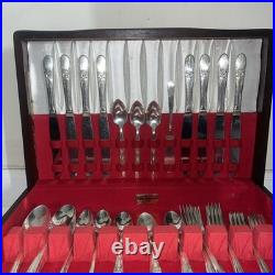 AUTHENTIC WM ROGERS SILVERPLATED 66 PIECE DINNER SET FLATWARE SILVERWARE with Case