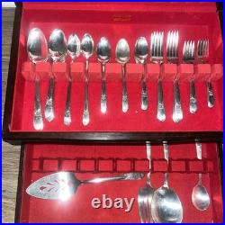 AUTHENTIC WM ROGERS SILVERPLATED 66 PIECE DINNER SET FLATWARE SILVERWARE with Case