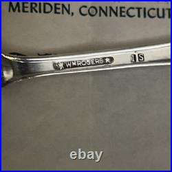 AUTHENTIC WM ROGERS SILVERPLATED 66 PIECE DINNER SET FLATWARE SILVERWARE with Case