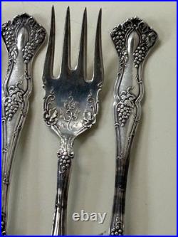 Ant. 1847 ROGERS BROS. 1904 Vintage Grape 10 ct. SALAD FORKS- XS Triple SP