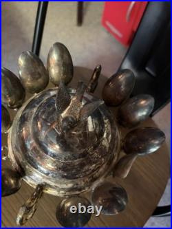 Antique 1915- WR Wm. Rogers Quadruple Silverplated Spoon Holder/Server. 1 miss
