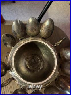 Antique 1915- WR Wm. Rogers Quadruple Silverplated Spoon Holder/Server. 1 miss