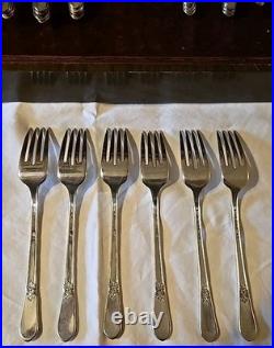 BEAUTIFUL 50pc IS 1847 Rogers Bros Adoration Silver Plate Silverplate Flatware