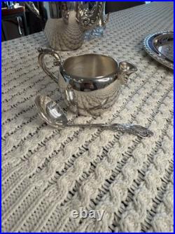 Beautiful Vintage WM A Rogers Silver Plated 7 Piece Tea Set