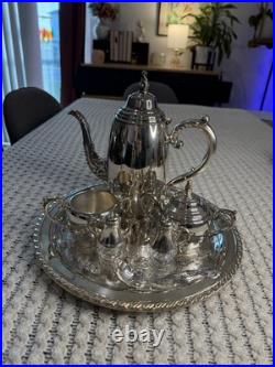Beautiful Vintage WM A Rogers Silver Plated 7 Piece Tea Set