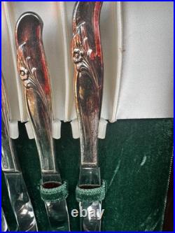 CommunityRogers & Bro Silverplate FlatwareSet with WoodenCase 50+ Pieces