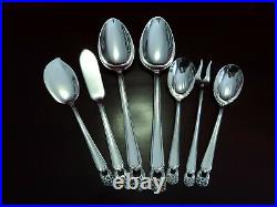 Eternally Yours Silverplate 103 pc Dinner Set & Chest 1847 Rogers Flatware