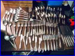 Exquisite Large set of Rogers & son AA silver plate dinner ware flatware withbox