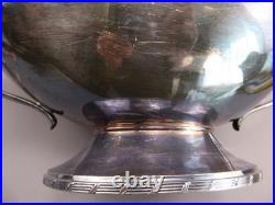 Huge Antique Neo-Classical Silver Plate Trophy Urn Jardiniere Meriden Rogers