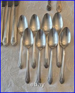 IS Co Genuine Wm. Rogers Sectional SilverPlate 50 Piece Silverware Set with Case