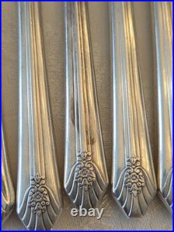 IS Co Genuine Wm. Rogers Sectional SilverPlate 50 Piece Silverware Set with Case