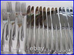 International Rogers Silverplate Daffodil 1950- 80 Pc. Service for 12